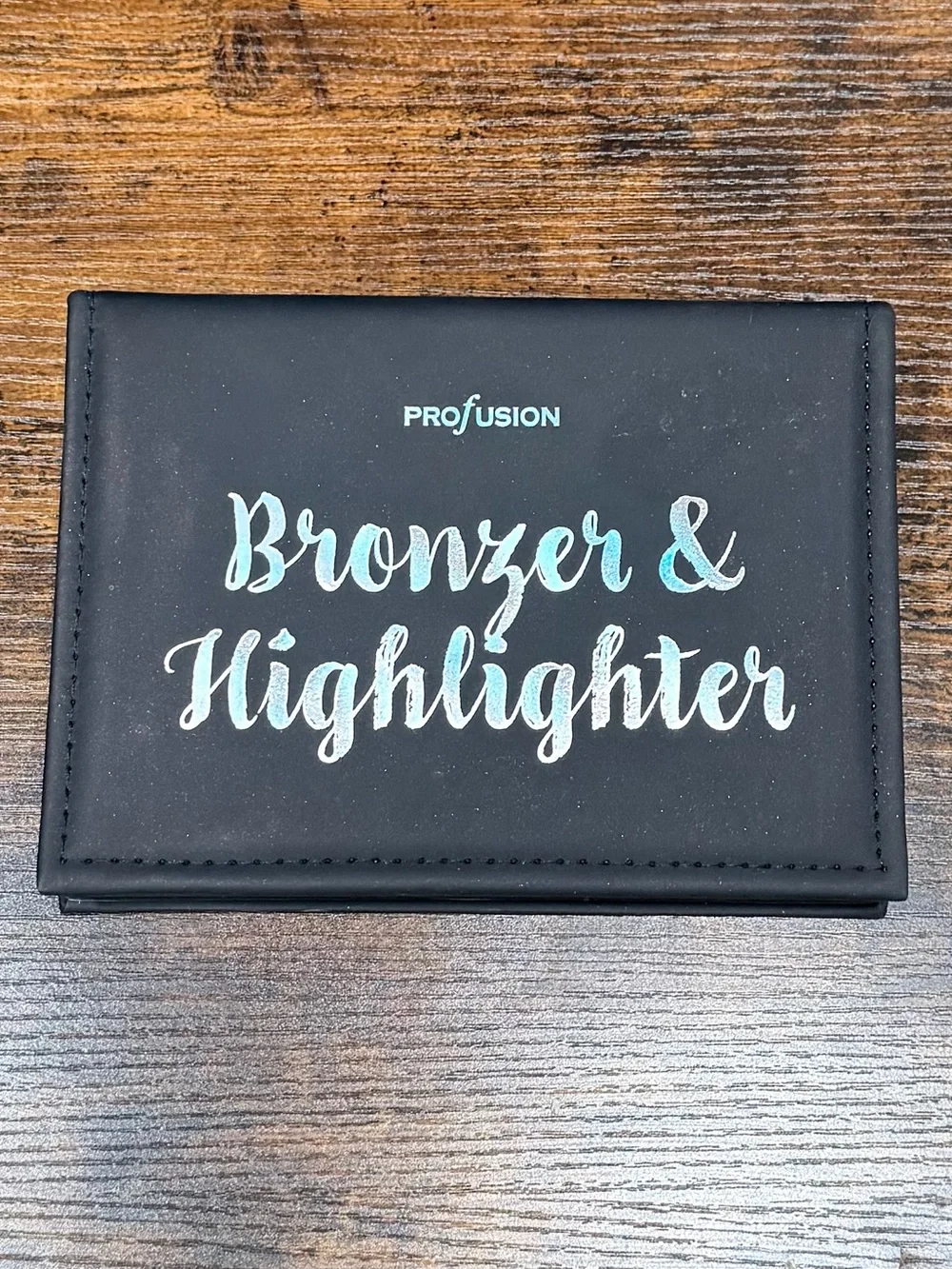Profusion BRONZER/HIGHLIGHTER Book Palette with Brushes - Picture 6 of 7